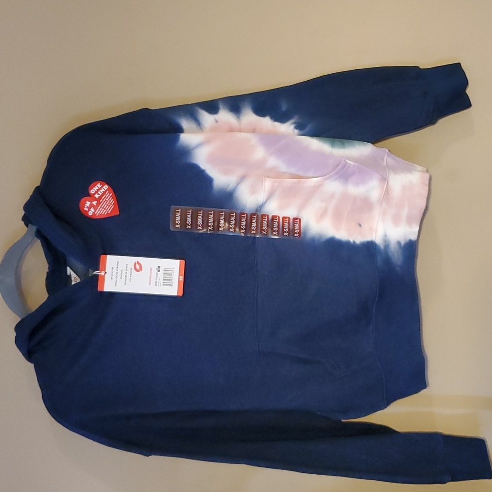 Wildfox Hadley Long Sleeve Tie-Dye Hoodie Sweatshirt Size XS NWT'S - Picture 2 of 12